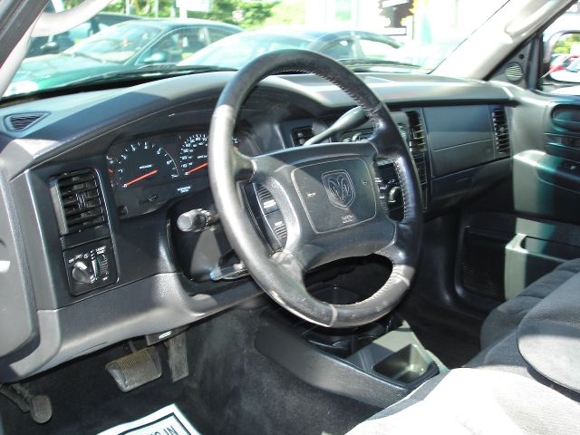 Dodge Dakota 2003 photo 2