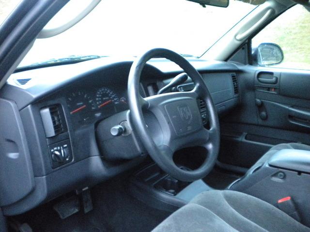 Dodge Dakota 2003 photo 3