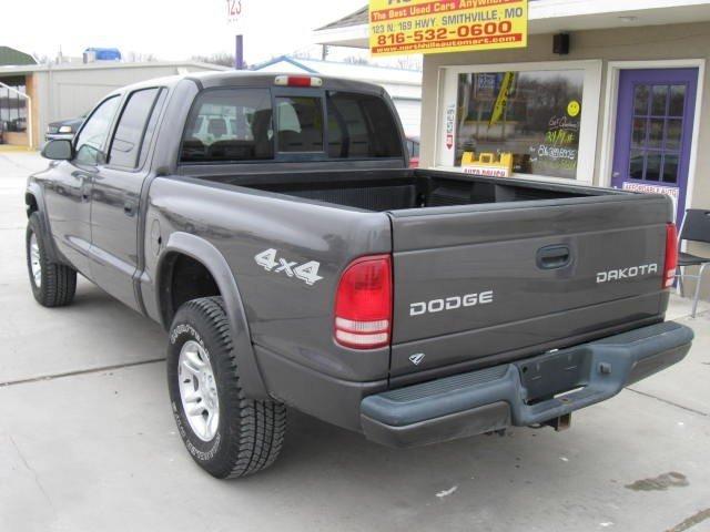 Dodge Dakota 2003 photo 2