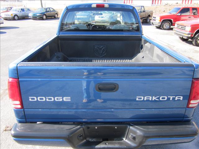 Dodge Dakota 2003 photo 2