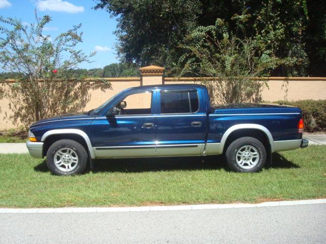 Dodge Dakota SLT Pickup