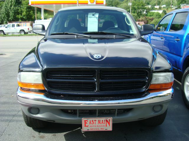 Dodge Dakota 2003 photo 2