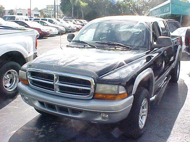 Dodge Dakota SLT Crew Cab Pickup