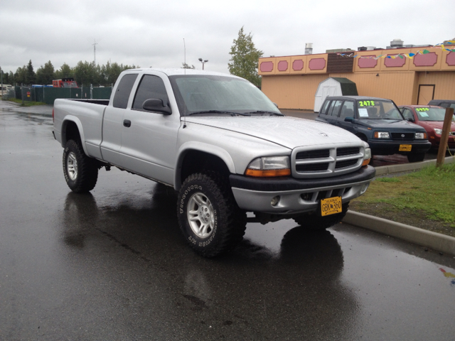 Dodge Dakota 2003 photo 2