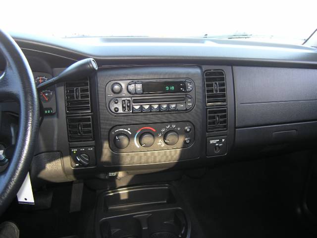 Dodge Dakota 2003 photo 4