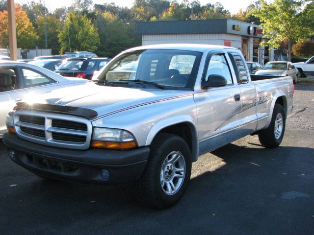 Dodge Dakota 2003 photo 2