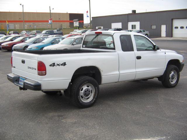 Dodge Dakota 2003 photo 2