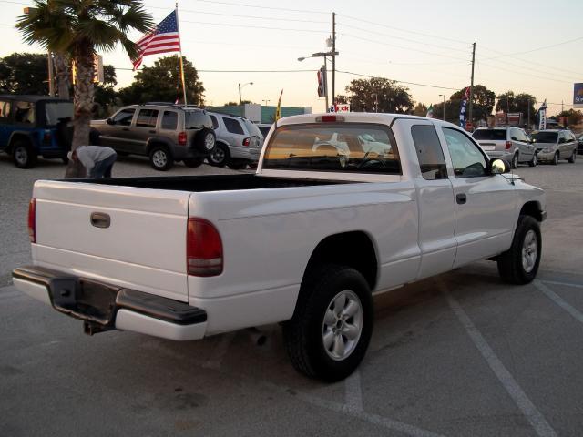 Dodge Dakota 2003 photo 2