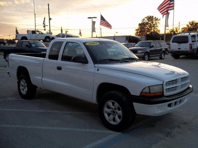 Dodge Dakota 2003 photo 3