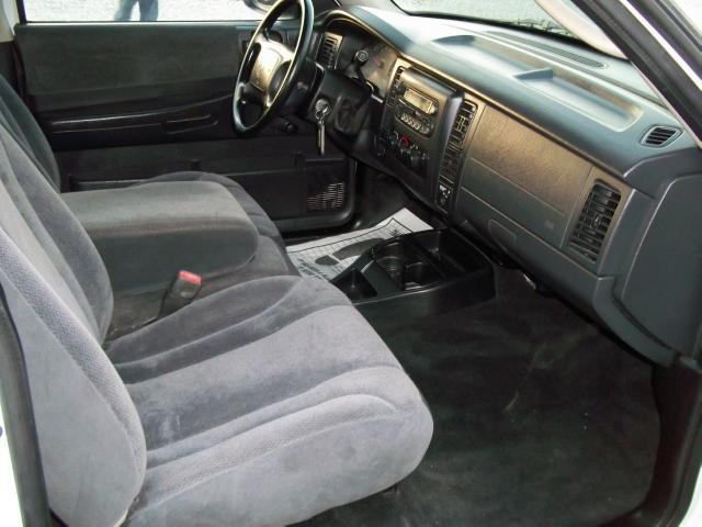 Dodge Dakota 2003 photo 4