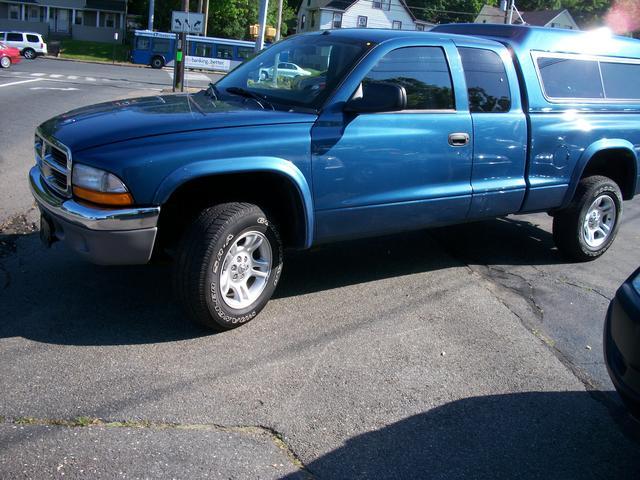 Dodge Dakota 2003 photo 2