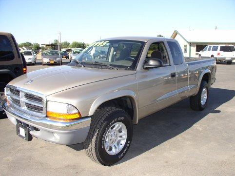 Dodge Dakota SLT Pickup