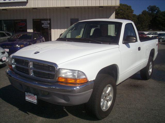 Dodge Dakota S Auto Pickup