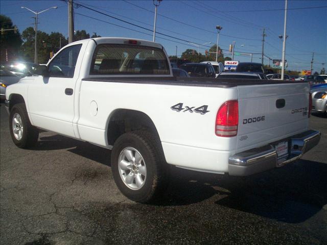 Dodge Dakota 2003 photo 2