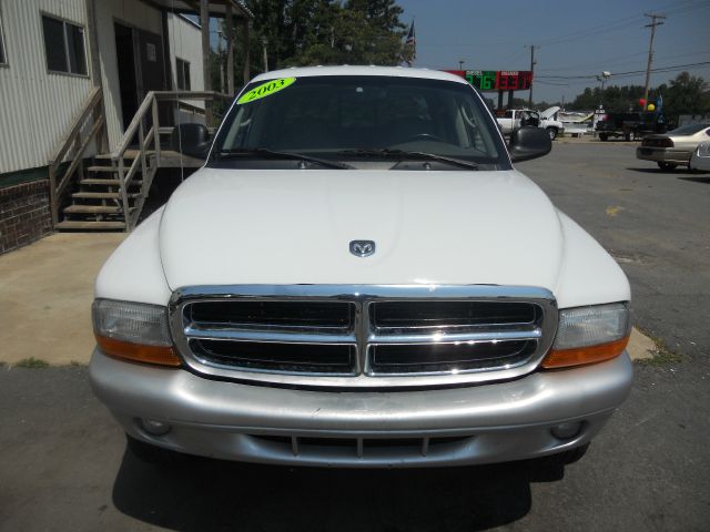 Dodge Dakota 2003 photo 2