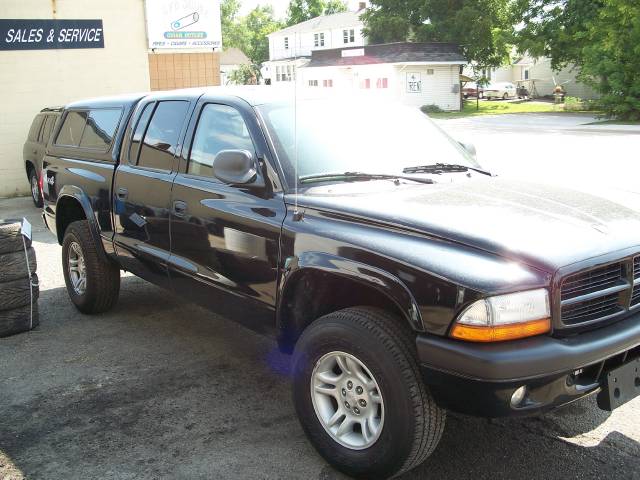 Dodge Dakota 2003 photo 1