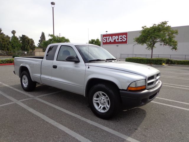 Dodge Dakota 2003 photo 2