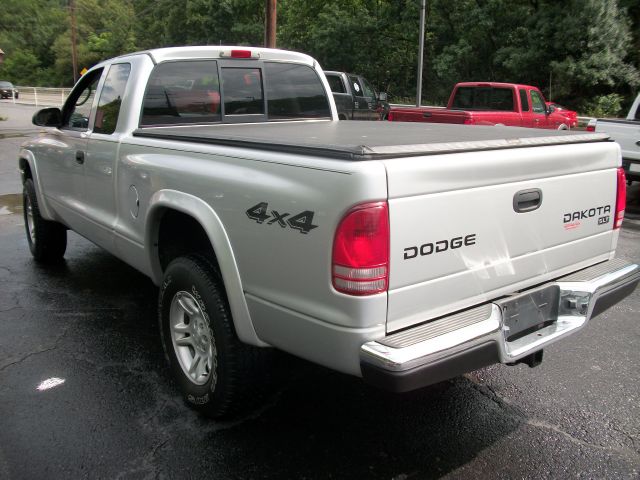 Dodge Dakota 2004 photo 3