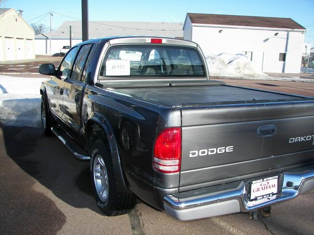 Dodge Dakota 2004 photo 2