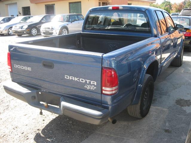 Dodge Dakota 2004 photo 2