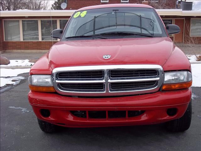 Dodge Dakota SLT Pickup