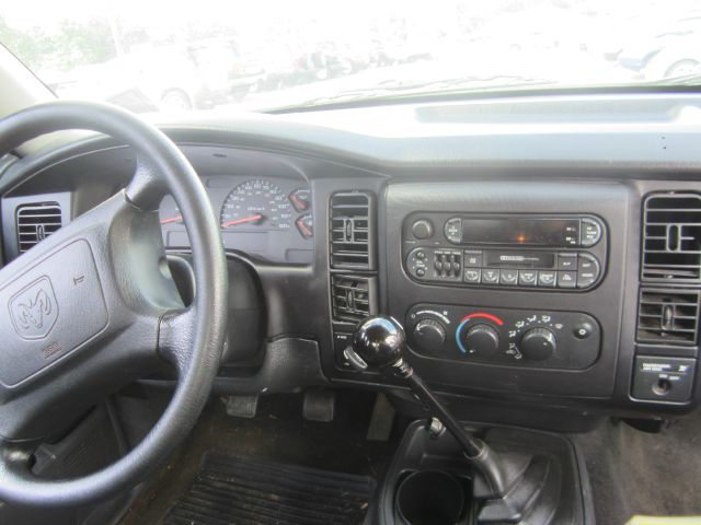 Dodge Dakota 2004 photo 4