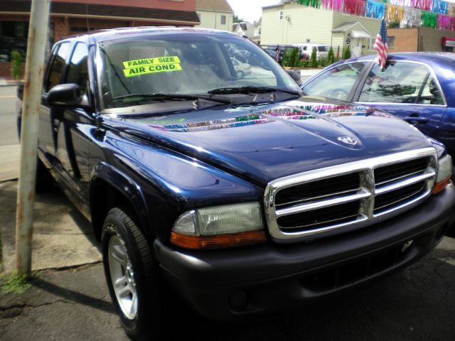 Dodge Dakota 2004 photo 2