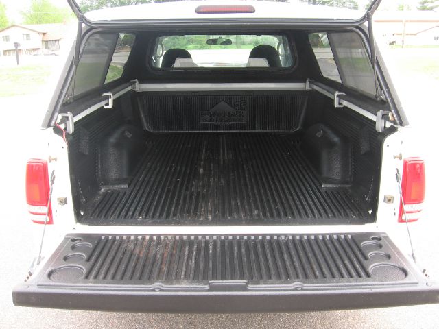 Dodge Dakota 2004 photo 8