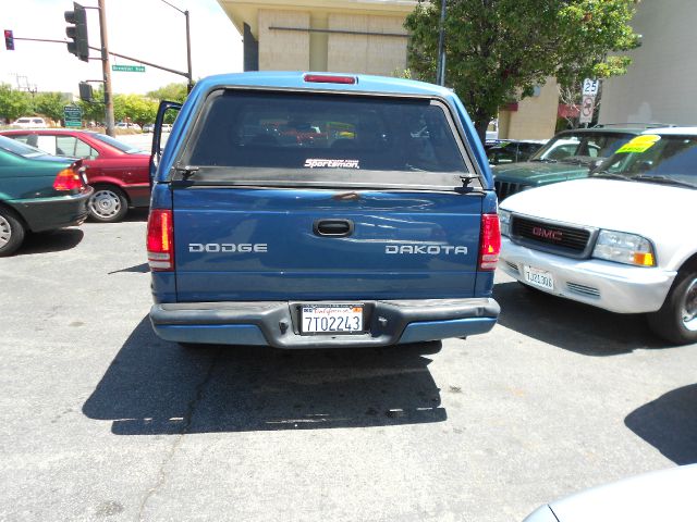 Dodge Dakota 2004 photo 4