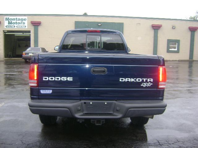 Dodge Dakota 2004 photo 2