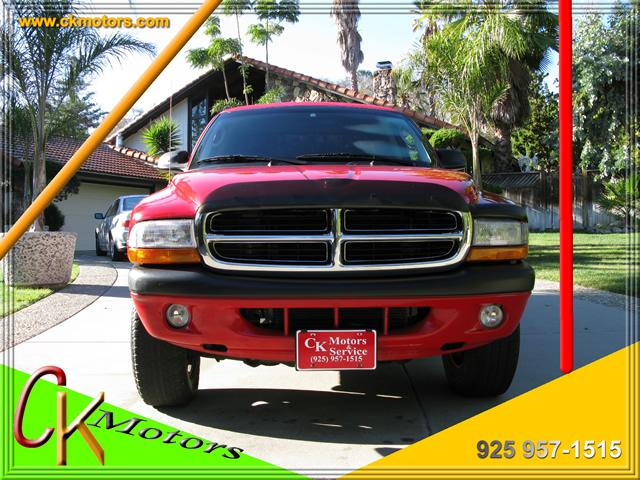 Dodge Dakota 2004 photo 2