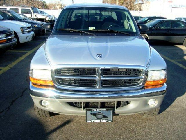 Dodge Dakota 2004 photo 2