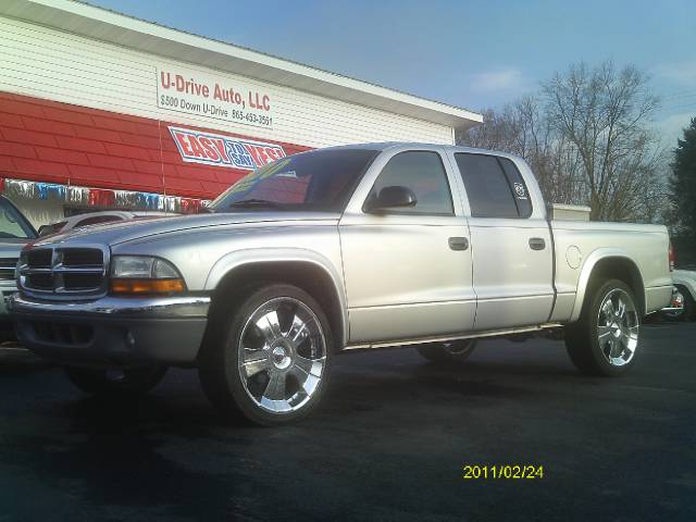 Dodge Dakota SLT Pickup