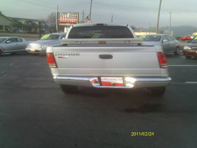 Dodge Dakota 2004 photo 2