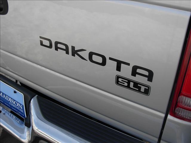 Dodge Dakota 2004 photo 3