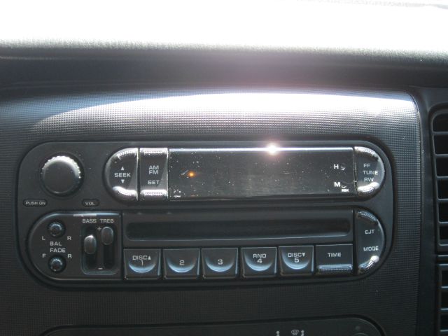 Dodge Dakota 2004 photo 9