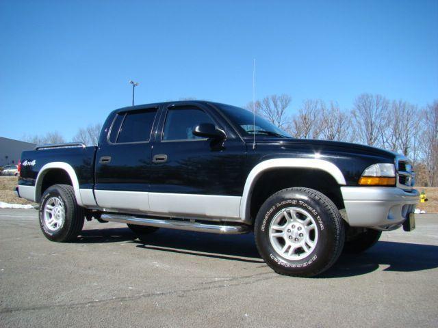 Dodge Dakota 2004 photo 2