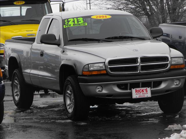 Dodge Dakota CE V6 Pickup