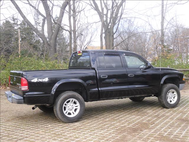 Dodge Dakota 2004 photo 2