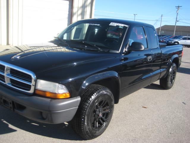 Dodge Dakota 2004 photo 2