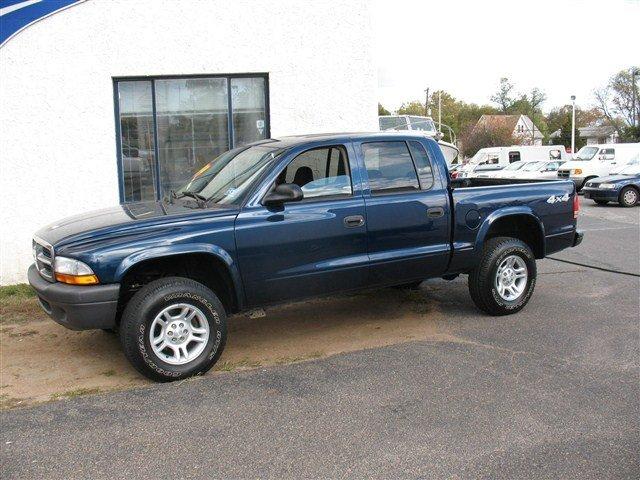 Dodge Dakota 2004 photo 2