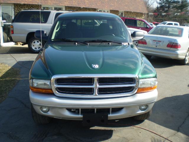 Dodge Dakota 2004 photo 1