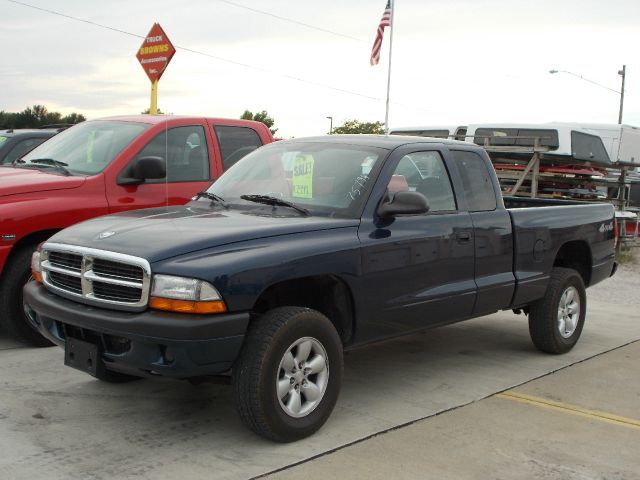 Dodge Dakota 2004 photo 2