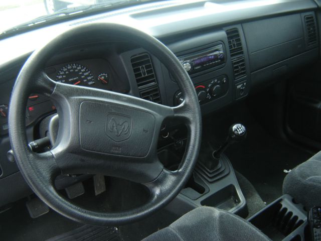 Dodge Dakota 2004 photo 1