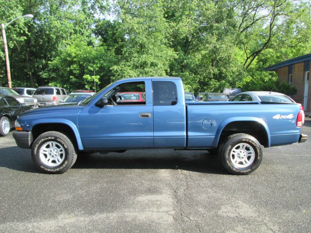 Dodge Dakota 2004 photo 3