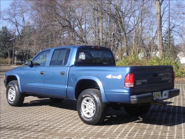 Dodge Dakota 2004 photo 2