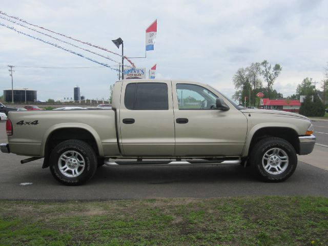 Dodge Dakota 2004 photo 2