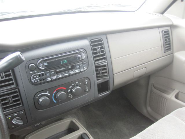 Dodge Dakota 2004 photo 5