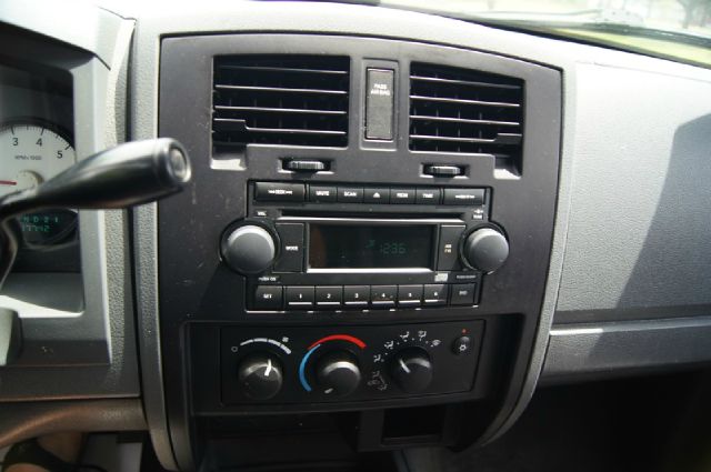 Dodge Dakota 2005 photo 49