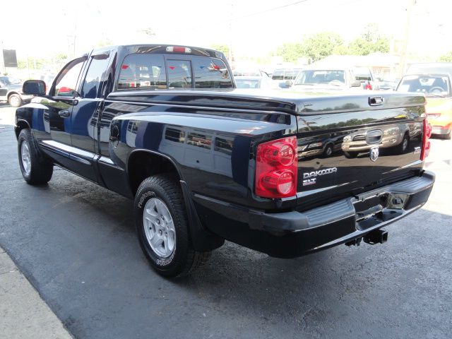 Dodge Dakota 6.3 Box ST Pickup Truck